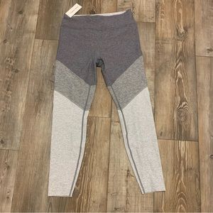 NWT Outdoor Voices Grey Colorblock 7/8 Spring Leggings size Medium